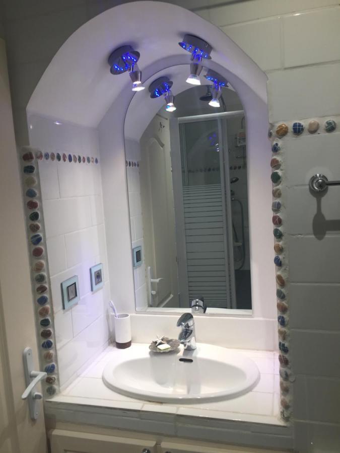 Appartement De Charme Au Coeur De Saint-Tropez Zewnętrze zdjęcie